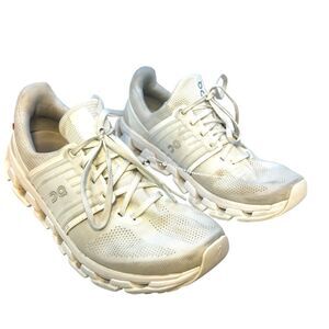 On Cloudswift 3 Ladies Running Shoes White 10  Sneakers Casual Fitness Gym
